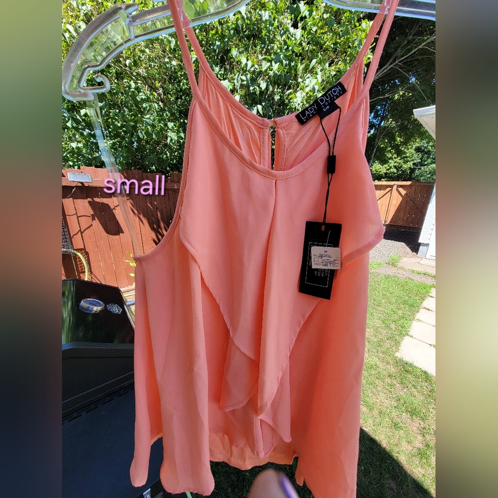 Peach Sleeveless Camisole Size Small